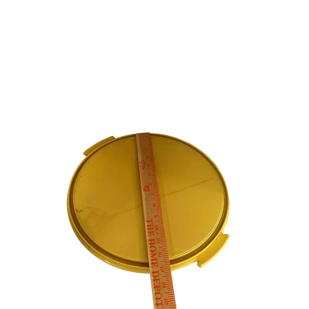 Vintage 1970s Tupperware Harvest Gold Round Cake Taker Carrier Made in USA